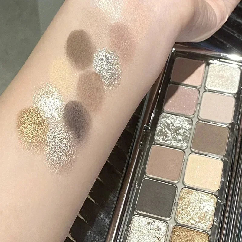 12 Colors Earthy Eyeshadow Palette Shimmering Pigment