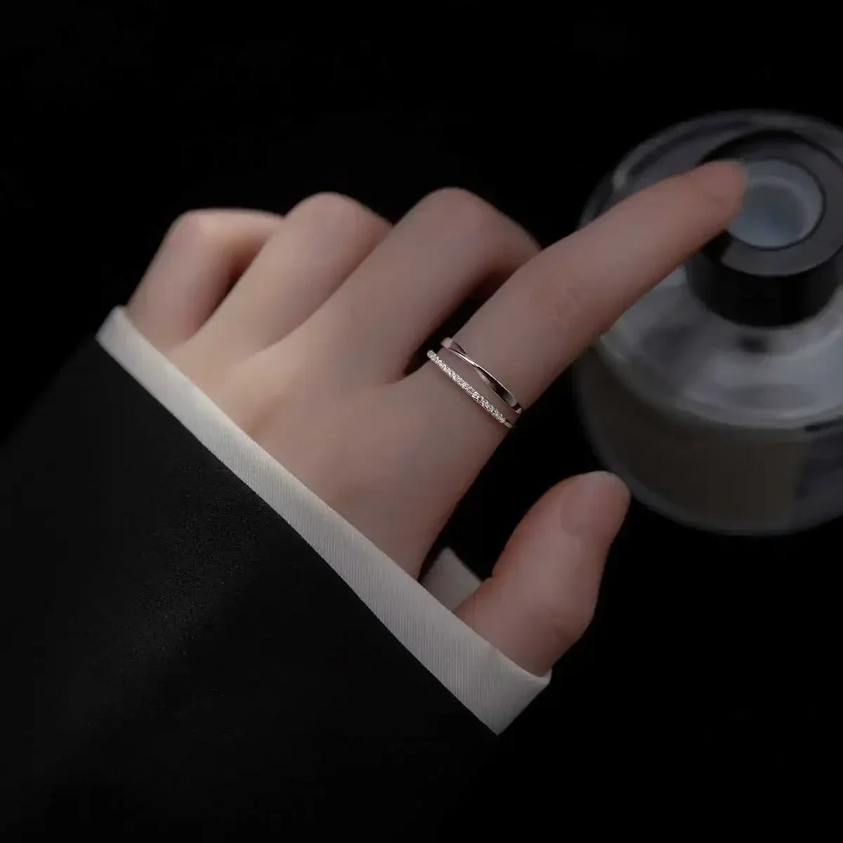 Elegant Silver Band Ring
