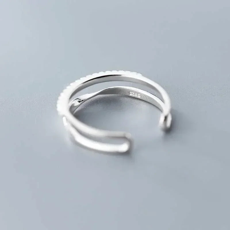 Elegant Silver Band Ring