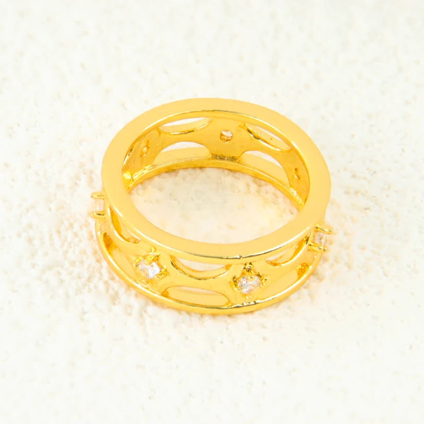 Gold Zirconia Cocktail Ring