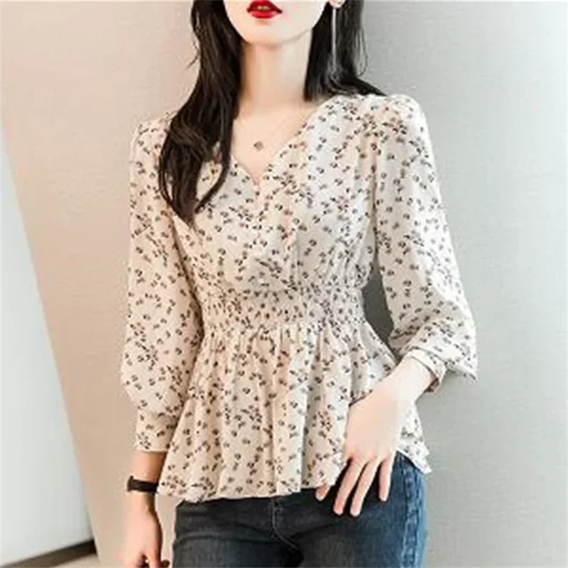 Pearl Button V Neck Shirt Women Retro Floral
